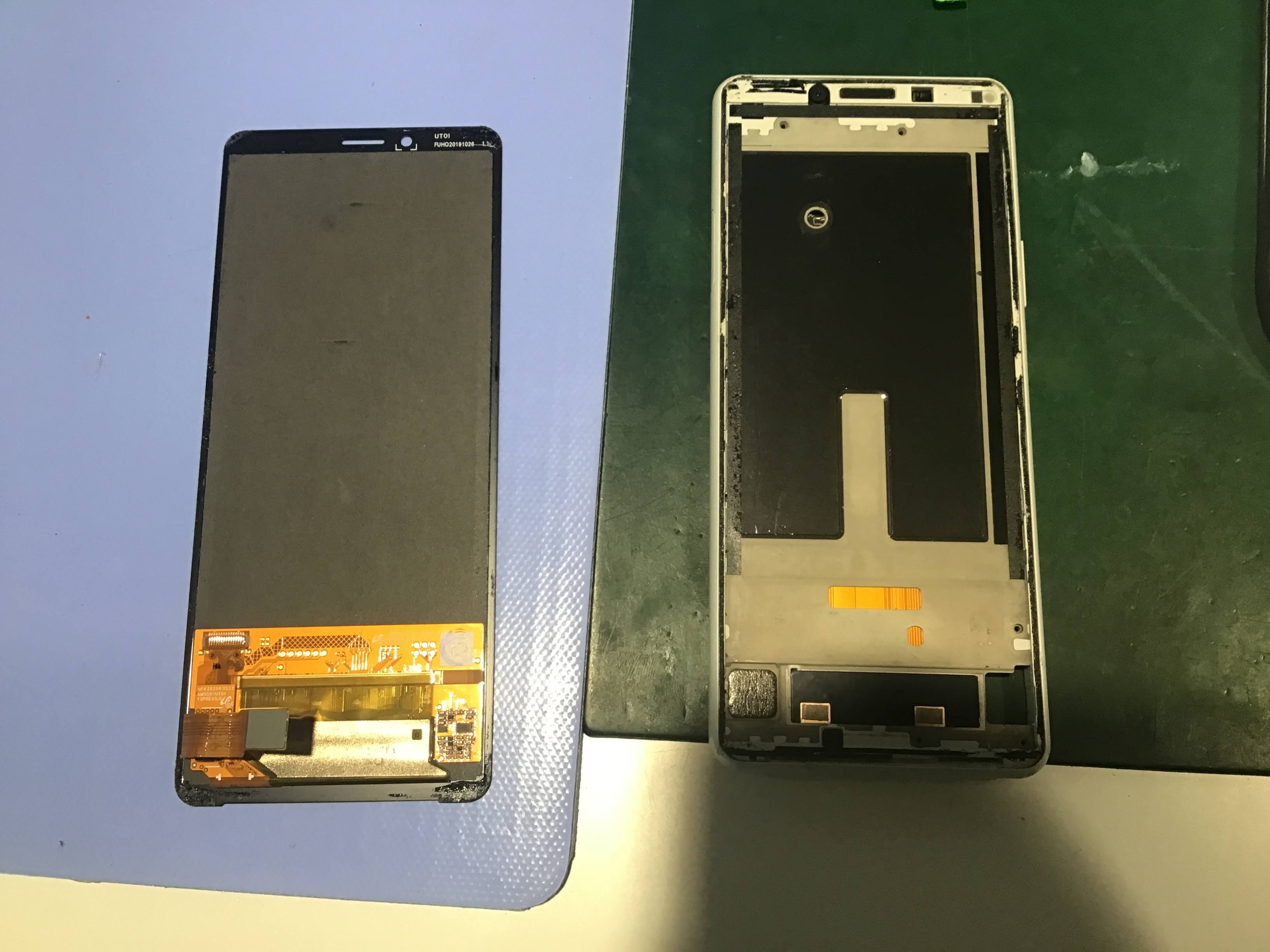 Xperia 10 Ⅱの画面交換ならデータをそのまま・最短即日修理のスマホ修理工房 西八王子店へ！